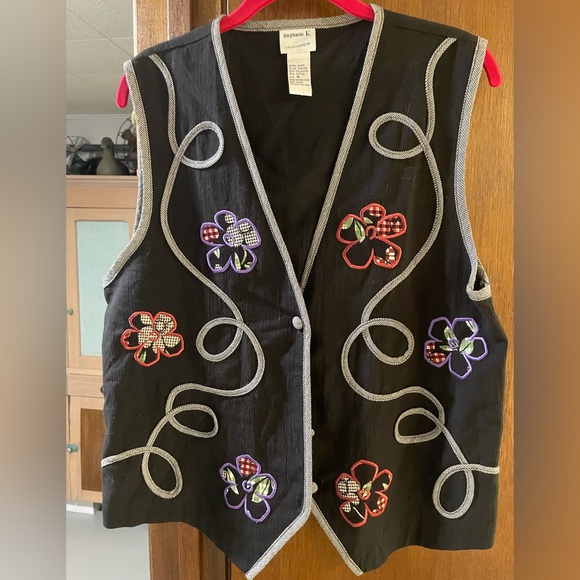 Stephanie K Jackets & Blazers - Stephanie K size M vest
